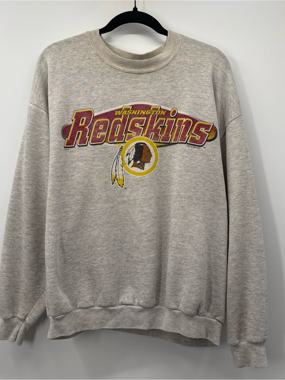 Grey Crewneck Sweatshirt with Washington Redskins Graphic